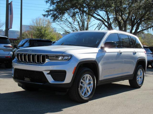 2025 Jeep Grand Cherokee GRAND CHEROKEE LAREDO X 4X2