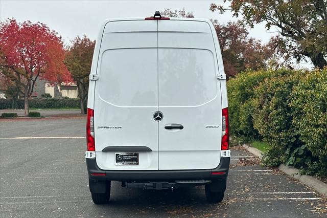 2026 Mercedes-Benz Sprinter Cargo Van 2500 Standard Roof I4 Diesel 144 RWD