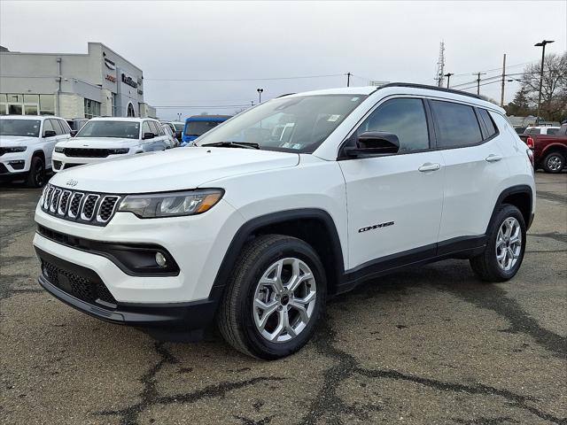 2026 Jeep Compass COMPASS LATITUDE 4X4