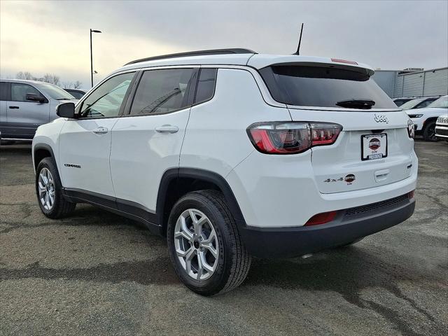 2026 Jeep Compass COMPASS LATITUDE 4X4