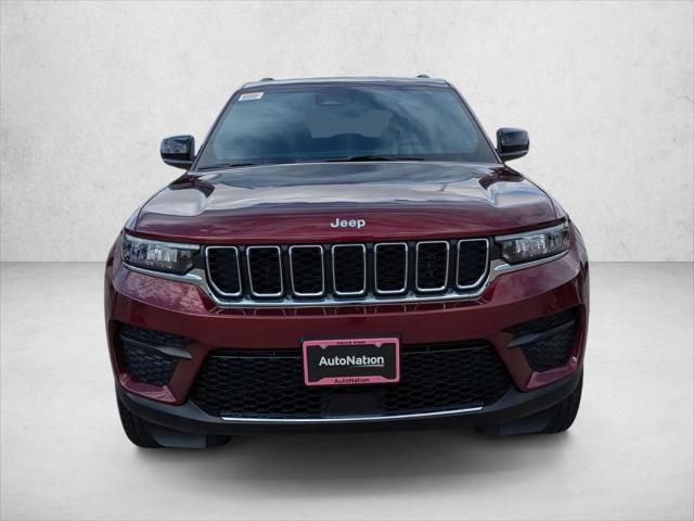 2025 Jeep Grand Cherokee GRAND CHEROKEE LAREDO 4X2