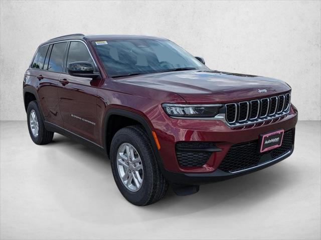 2025 Jeep Grand Cherokee GRAND CHEROKEE LAREDO 4X2