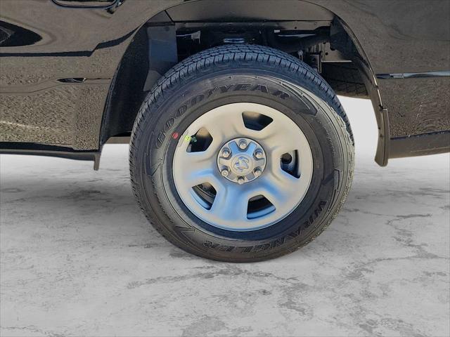 2026 RAM Ram 1500 RAM 1500 TRADESMAN QUAD CAB 4X2 64 BOX