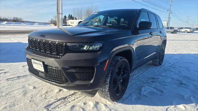 2025 Jeep Grand Cherokee GRAND CHEROKEE ALTITUDE 4X4