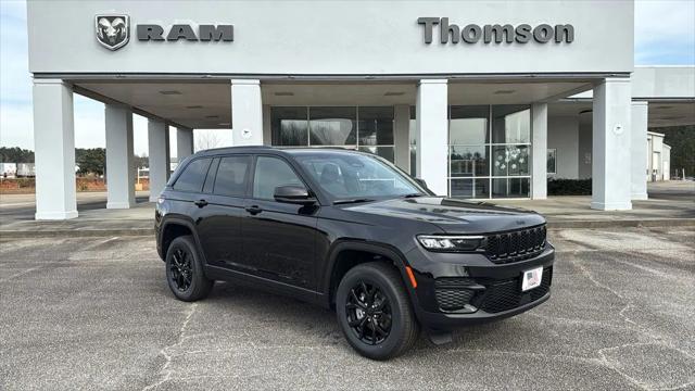 2025 Jeep Grand Cherokee GRAND CHEROKEE ALTITUDE 4X2 2025 Jeep Grand Cherokee GRAND CHEROKEE ALTITUDE 4X2