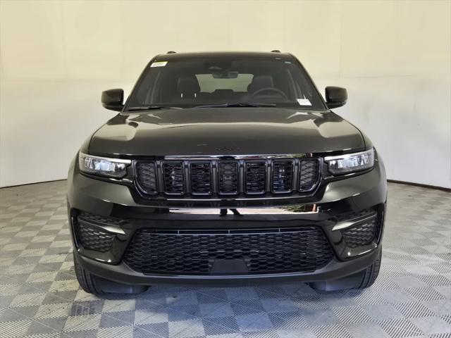 2025 Jeep Grand Cherokee GRAND CHEROKEE ALTITUDE 4X2 2025 Jeep Grand Cherokee GRAND CHEROKEE ALTITUDE 4X2