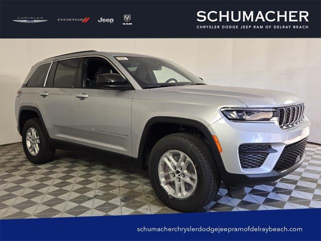 2025 Jeep Grand Cherokee GRAND CHEROKEE LAREDO 4X2