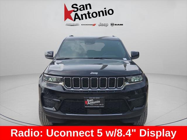 2025 Jeep Grand Cherokee GRAND CHEROKEE LAREDO 4X2