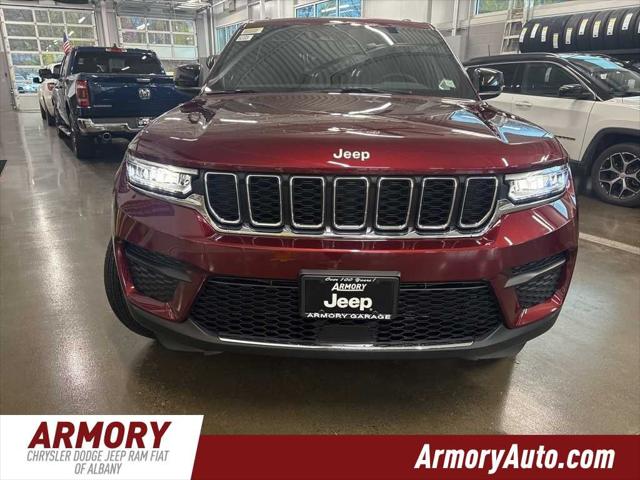 2025 Jeep Grand Cherokee GRAND CHEROKEE LAREDO X 4X4 2025 Jeep Grand Cherokee GRAND CHEROKEE LAREDO X 4X4