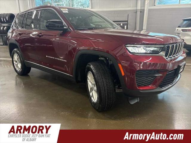 2025 Jeep Grand Cherokee GRAND CHEROKEE LAREDO X 4X4 2025 Jeep Grand Cherokee GRAND CHEROKEE LAREDO X 4X4