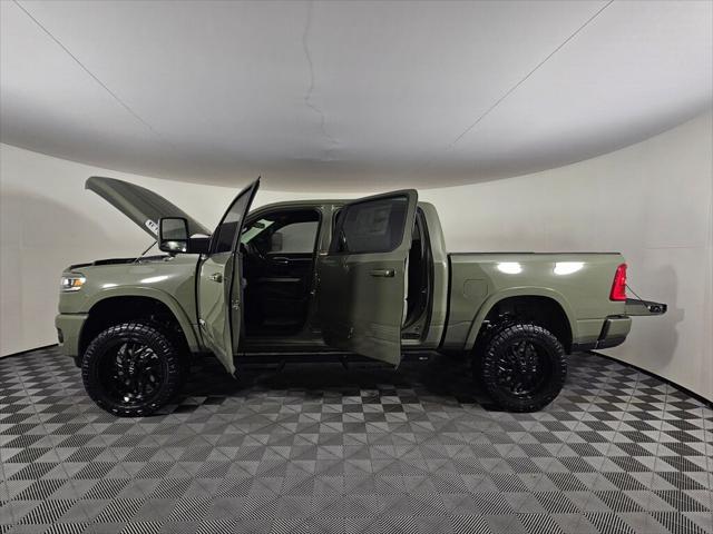 2026 Ram 1500 Big Horn Crew Cab 4x4 5'7" Box