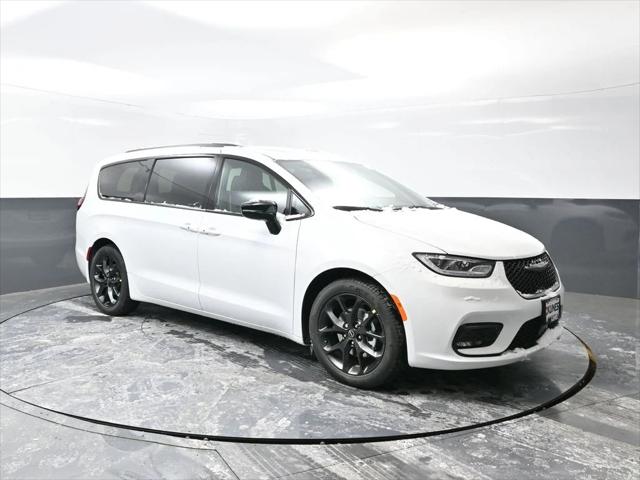 2026 Chrysler Pacifica PACIFICA LIMITED