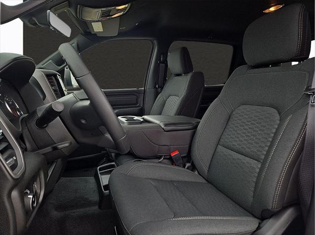 2026 Ram 1500 Express Crew Cab 4x2 5'7" Box