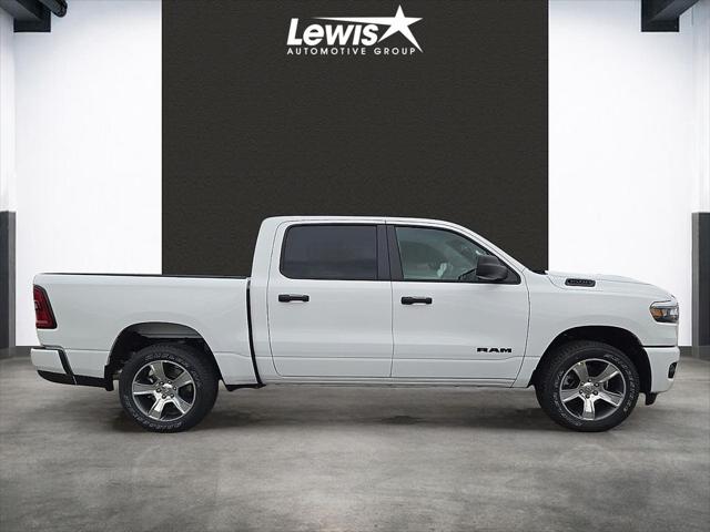 2026 Ram 1500 Express Crew Cab 4x2 5'7" Box