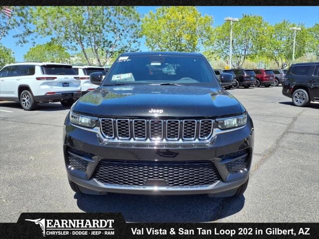 2025 Jeep Grand Cherokee GRAND CHEROKEE LAREDO X 4X2 2025 Jeep Grand Cherokee GRAND CHEROKEE LAREDO X 4X2