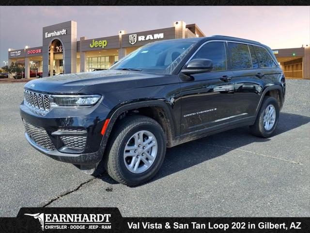 2025 Jeep Grand Cherokee GRAND CHEROKEE LAREDO 4X2