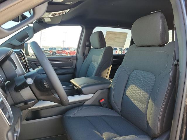 2026 Ram 1500 Big Horn Crew Cab 4x4 5'7" Box
