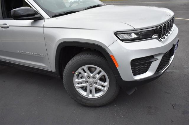 2025 Jeep Grand Cherokee GRAND CHEROKEE LAREDO 4X4 2025 Jeep Grand Cherokee GRAND CHEROKEE LAREDO 4X4