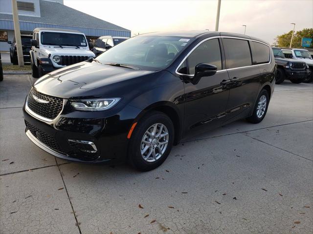 2026 Chrysler Pacifica PACIFICA SELECT