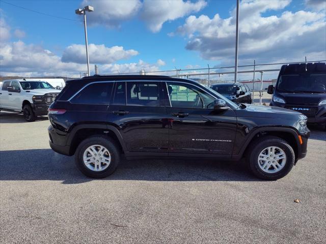 2025 Jeep Grand Cherokee GRAND CHEROKEE LAREDO 4X4 2025 Jeep Grand Cherokee GRAND CHEROKEE LAREDO 4X4