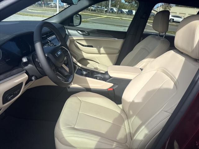 2025 Jeep Grand Cherokee Limited 4x2