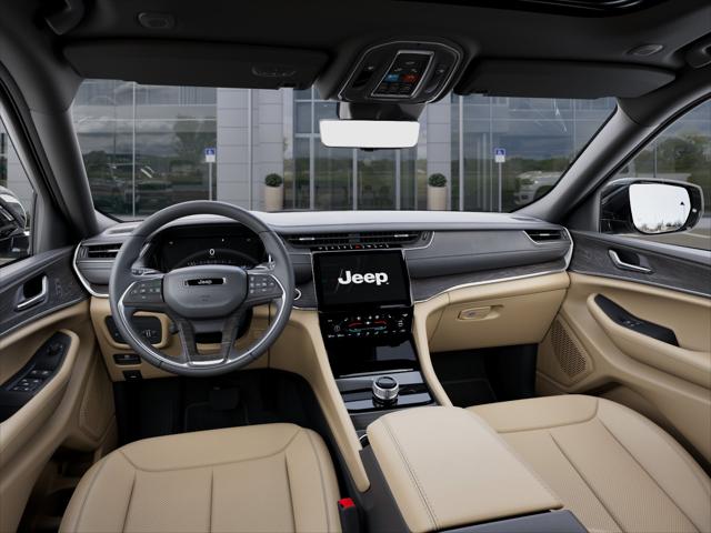 2025 Jeep Grand Cherokee Limited 4x2