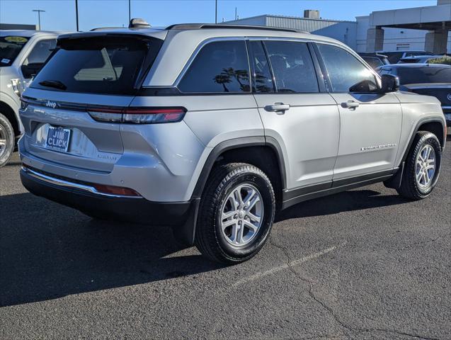 2025 Jeep Grand Cherokee GRAND CHEROKEE LAREDO 4X2