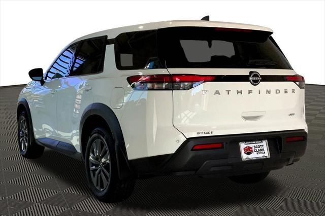 2023 Nissan Pathfinder S 4WD