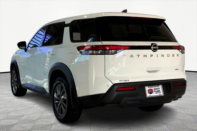2023 Nissan Pathfinder S 4WD