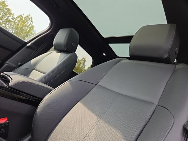 2026 Land Rover Range Rover Velar P400 Dynamic SE
