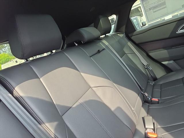 2026 Land Rover Range Rover Velar P400 Dynamic SE
