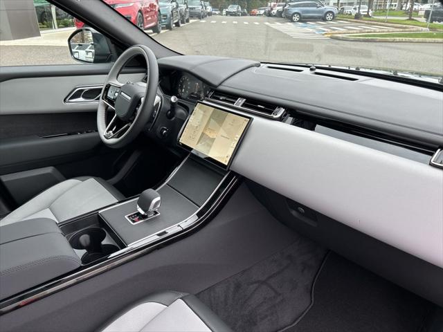 2026 Land Rover Range Rover Velar P250 Dynamic SE