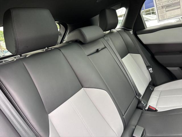 2026 Land Rover Range Rover Velar P400 Dynamic SE