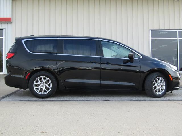 2024 Chrysler Pacifica Touring L 2024 Chrysler Pacifica Touring L