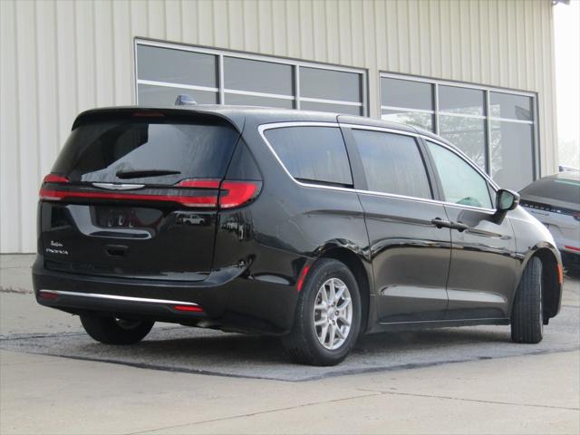 2024 Chrysler Pacifica Touring L 2024 Chrysler Pacifica Touring L
