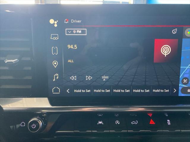 2025 GMC Sierra 1500 4WD Crew Cab Short Box SLT