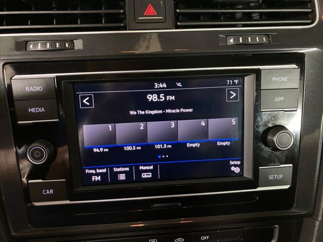 2018 Volkswagen Golf TSI S 2018 Volkswagen Golf TSI S