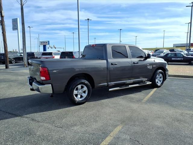 2021 RAM 1500 Classic Tradesman Crew Cab 4x4 64 Box 2021 RAM 1500 Classic Tradesman Crew Cab 4x4 64 Box