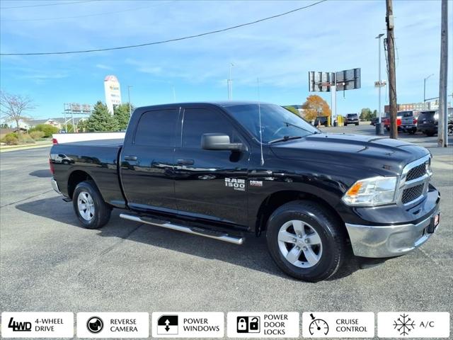 2021 RAM 1500 Classic Tradesman Crew Cab 4x4 64 Box 2021 RAM 1500 Classic Tradesman Crew Cab 4x4 64 Box