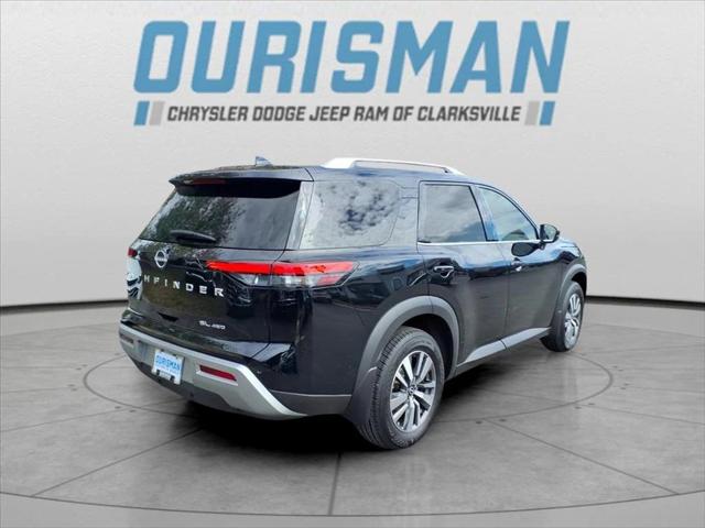 2024 Nissan Pathfinder SL 4WD