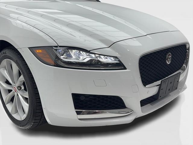 2019 Jaguar XF 25t Premium