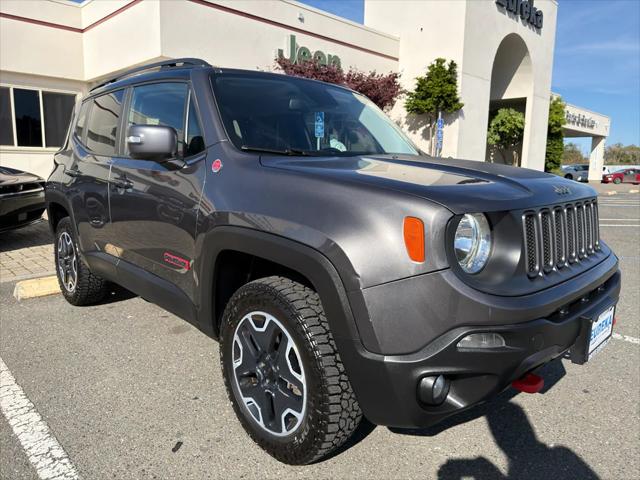 2017 Jeep Renegade Trailhawk 4x4 2017 Jeep Renegade Trailhawk 4x4