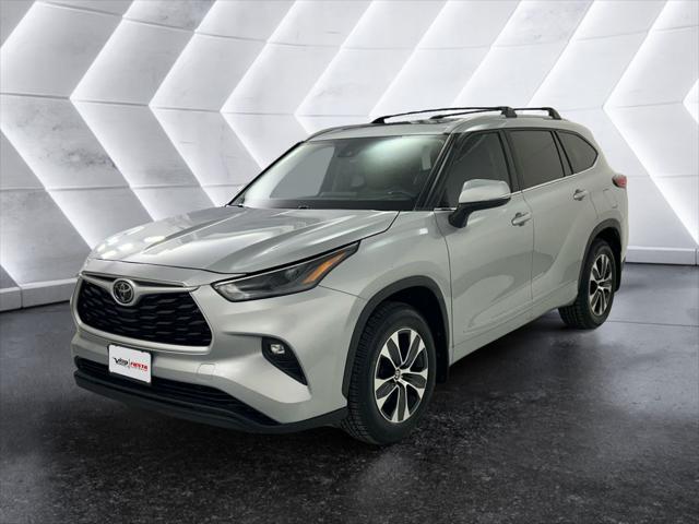 2022 Toyota Highlander XLE 2022 Toyota Highlander XLE