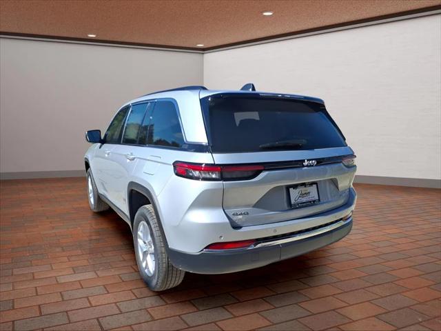 2025 Jeep Grand Cherokee GRAND CHEROKEE LAREDO X 4X4 2025 Jeep Grand Cherokee GRAND CHEROKEE LAREDO X 4X4