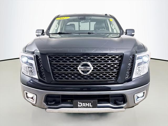 2017 Nissan TITAN PRO-4X 2017 Nissan TITAN PRO-4X