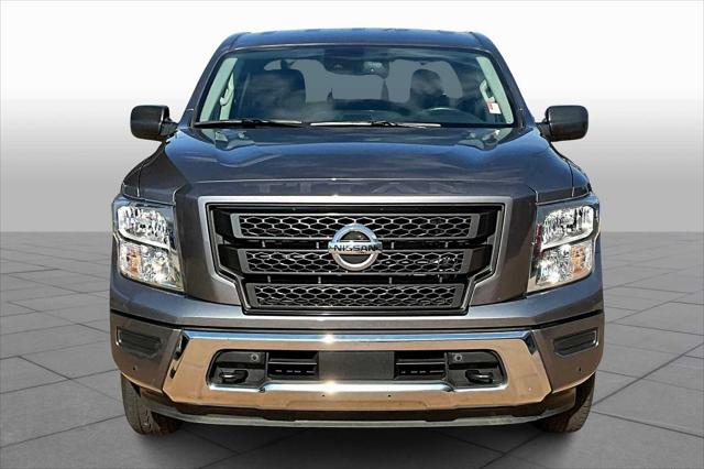 2022 Nissan TITAN Crew Cab SV 4x4