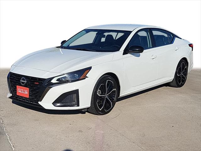 2023 Nissan Altima SR FWD