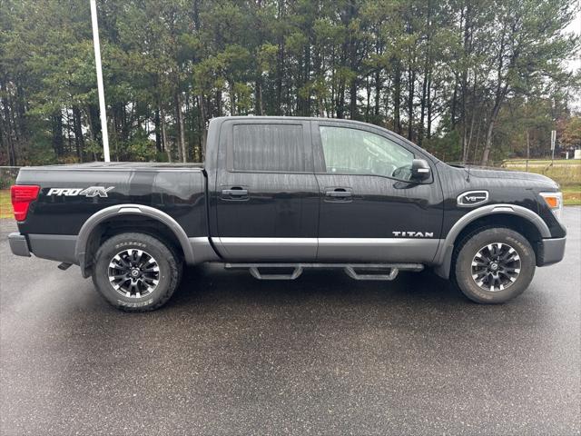 2017 Nissan TITAN PRO-4X