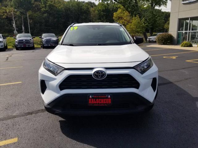 2019 Toyota RAV4 LE 2019 Toyota RAV4 LE