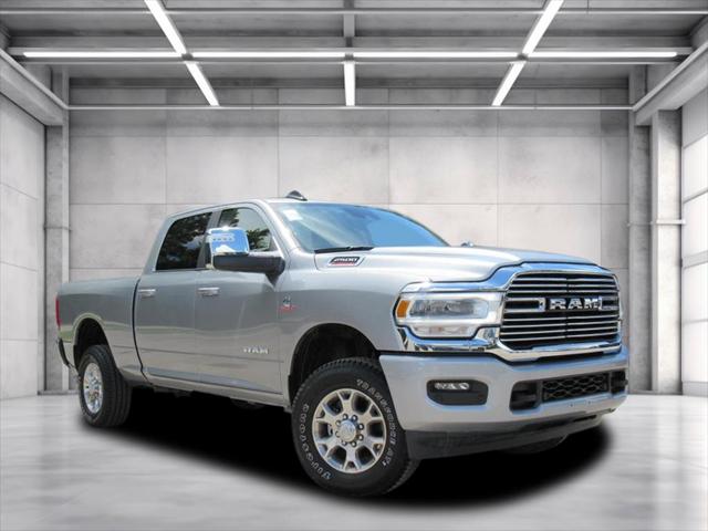 2024 RAM 2500 Laramie Crew Cab 4x4 64 Box